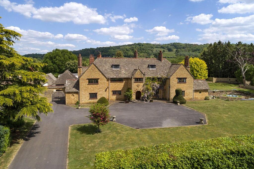 Main image of property: Leamington Road, Broadway, Worcestershire, WR12