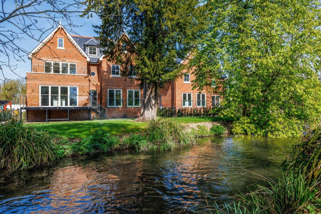 Main image of property: Hedsor Road, Bourne End, Buckinghamshire