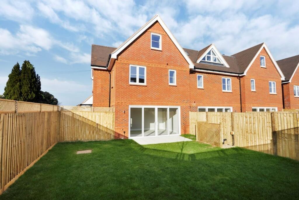 Main image of property: Home 5 Penington Mews, Austenwood Lane, Chalfont St. Peter, Gerrards Cross