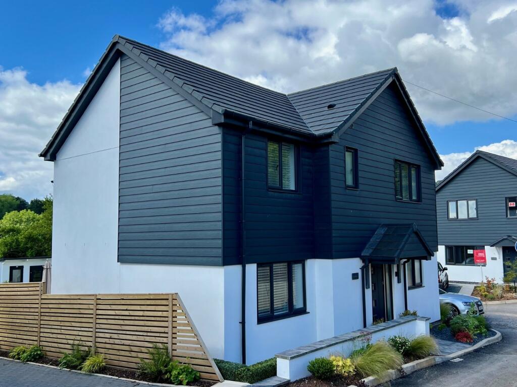 4 bedroom detached house for sale in Dawlish, Devon, EX7