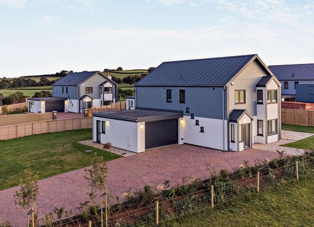 Main image of property: Morchard Road, Crediton, Devon