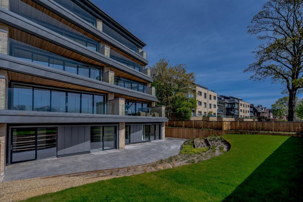 3 bedroom flat for sale in Kinnear Road Pavilion G3, Inverleith