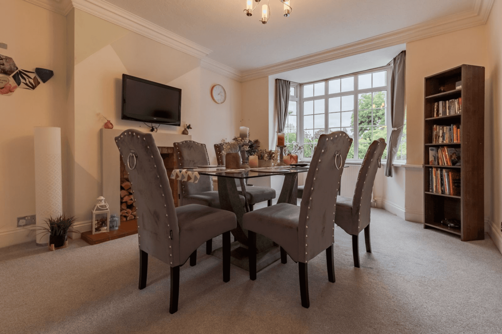 Additional property image - Northfield, Birmingham, B31