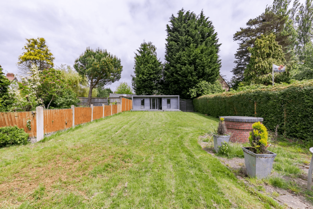 Additional property image - Northfield, Birmingham, B31