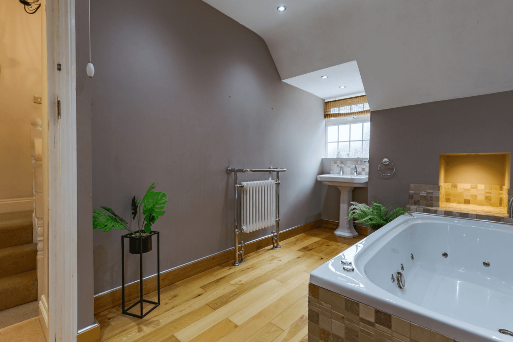 Additional property image - Northfield, Birmingham, B31