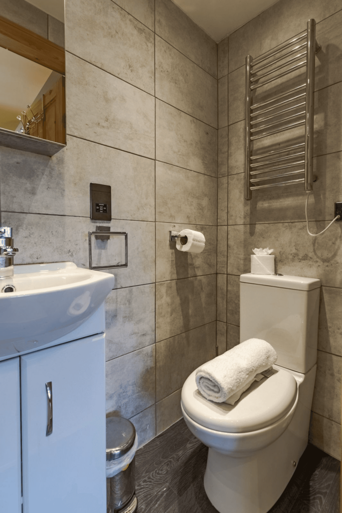 Additional property image - Northfield, Birmingham, B31