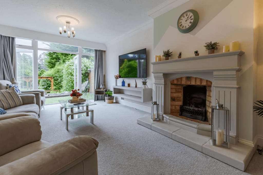 Additional property image - Northfield, Birmingham, B31