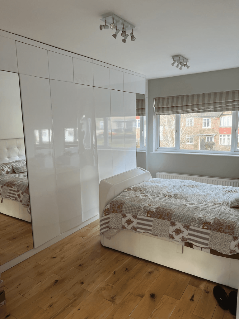 Additional property image - Hillbury Road, Warlingham, CR6