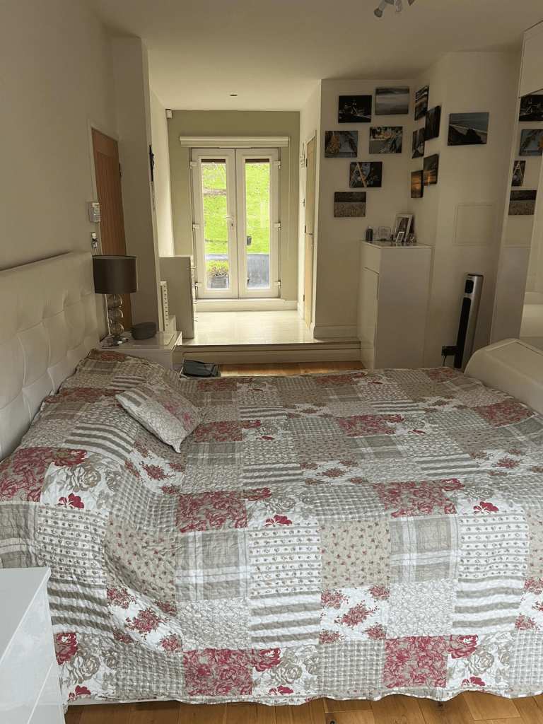 Additional property image - Hillbury Road, Warlingham, CR6