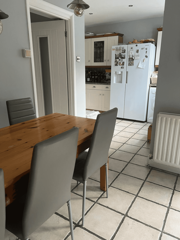 Additional property image - Hillbury Road, Warlingham, CR6