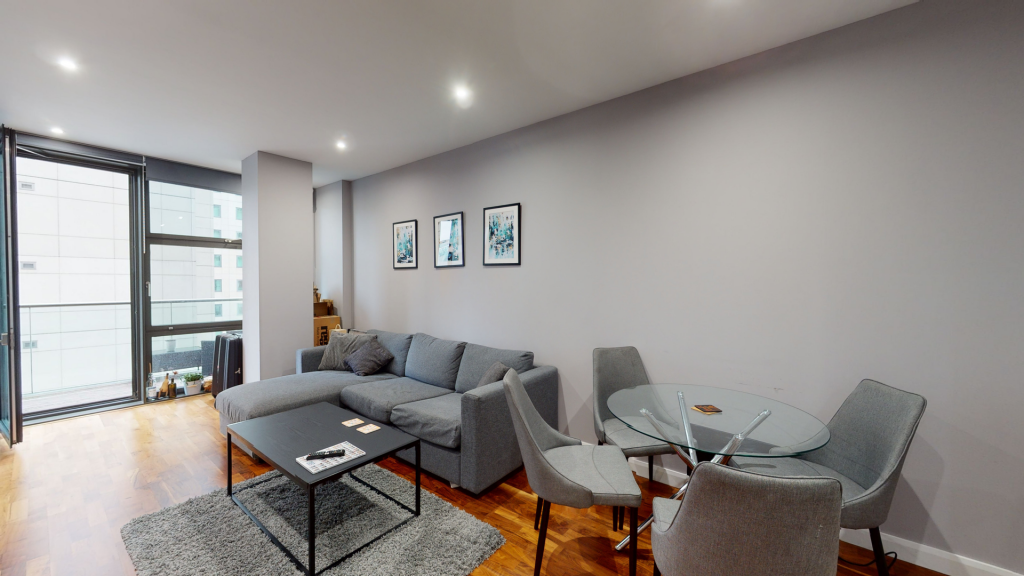 Main image of property: South Quay Square, London, E14