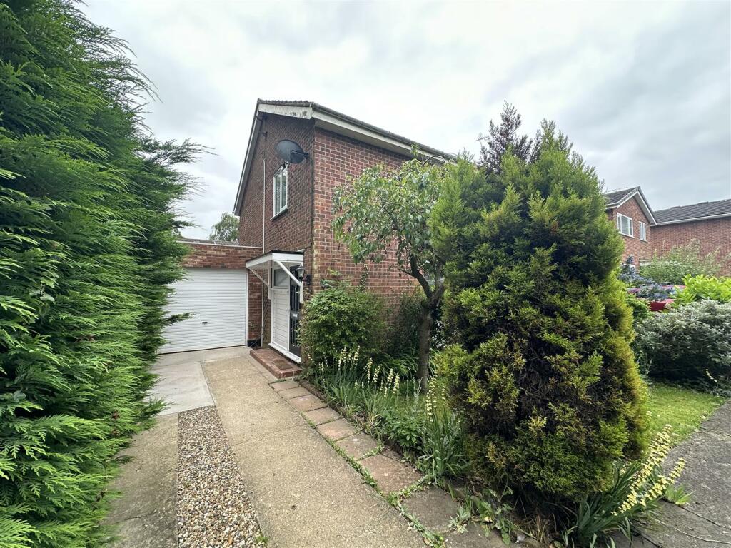 Main image of property: Chalfont Road, Colchester, Essex