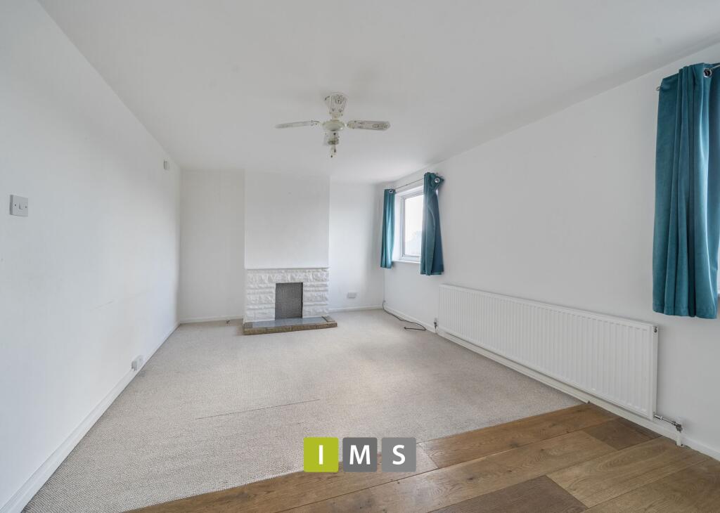 Main image of property: Bucknell Road, Bicester, OX26