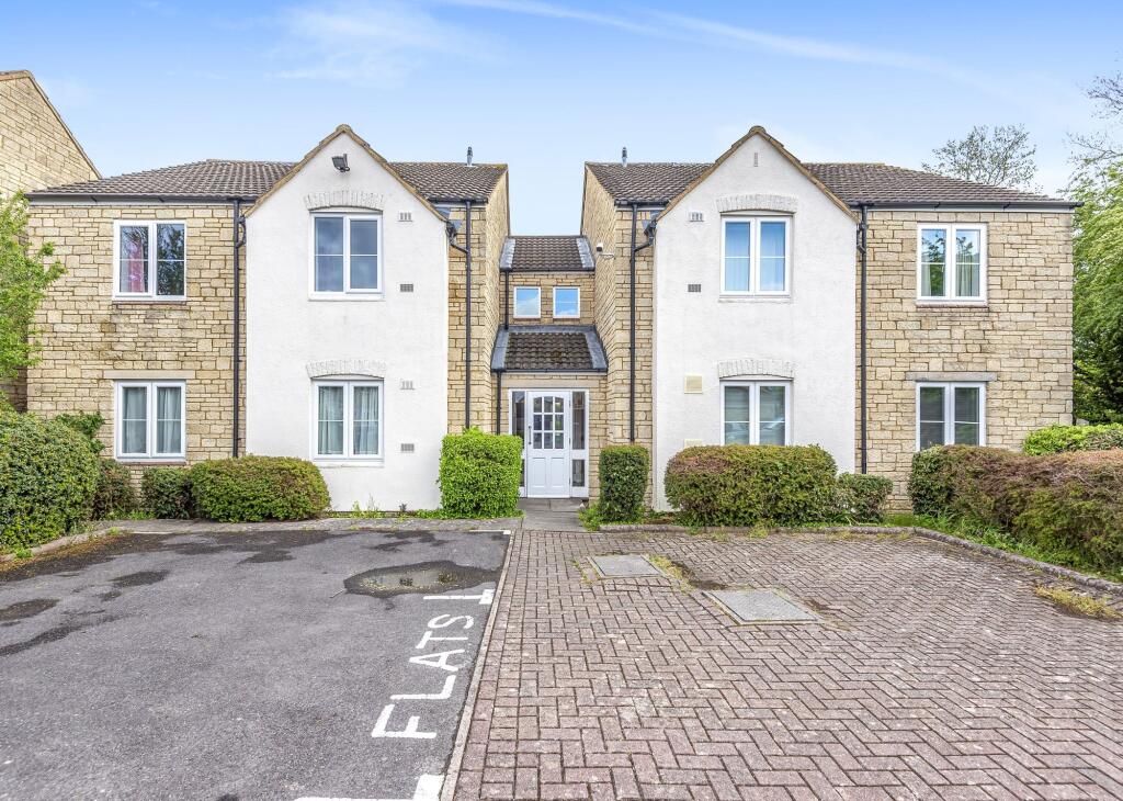 Main image of property: Avocet Way, Bicester, OX26