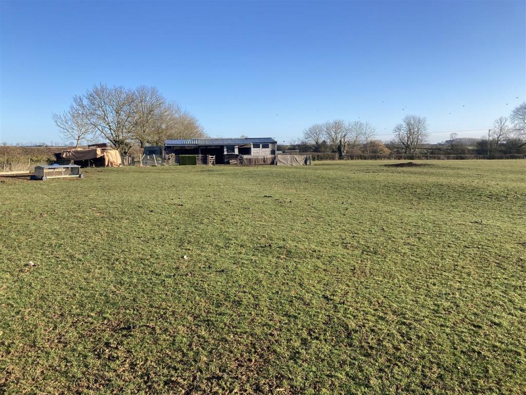 Farm land for sale in Ashwell Road, Oakham, LE15