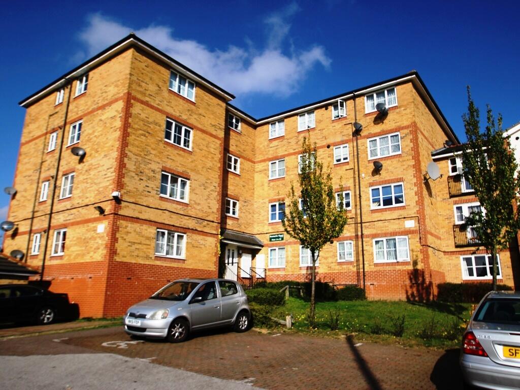 Main image of property: 1A Kingsway, Dallow Area, Luton, LU4