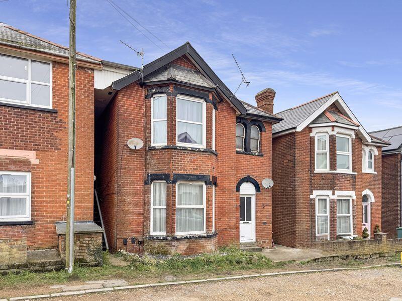Main image of property: Cowes - See the Video Tour