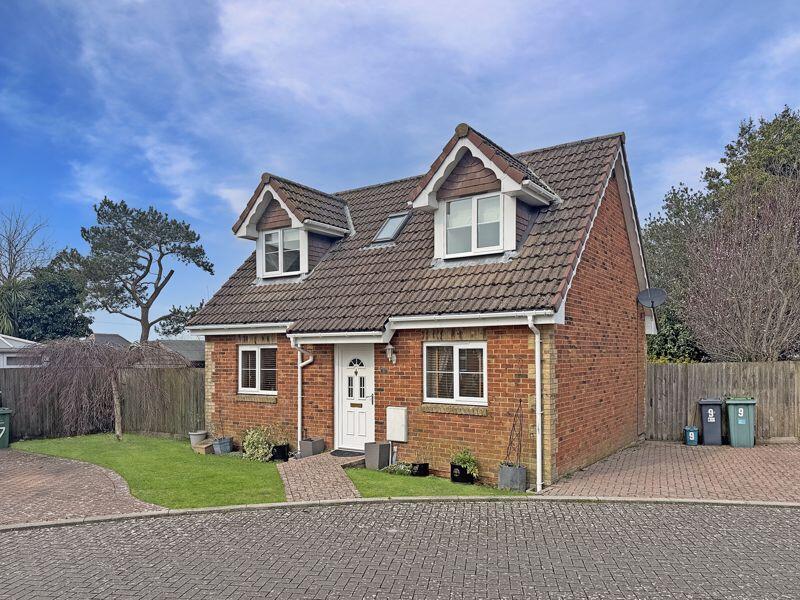 Main image of property: Quiet Cul De Sac | Northwood