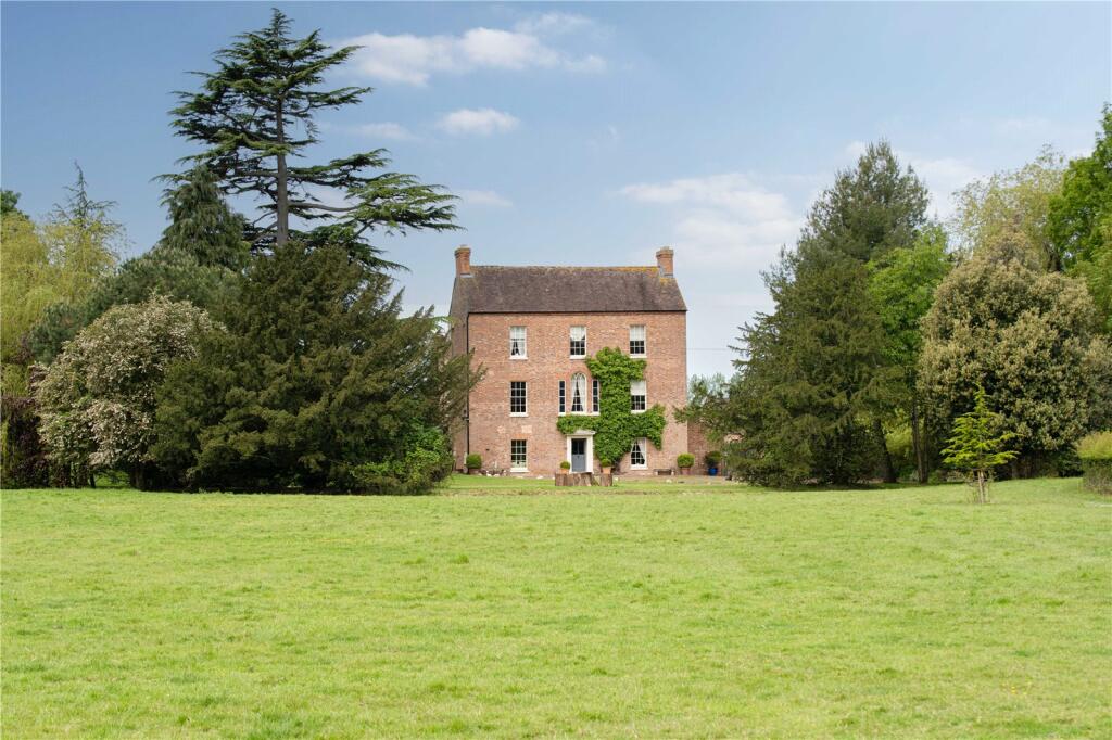 Equestrian facility for sale in Church Lane, Corse, Gloucestershire, GL19