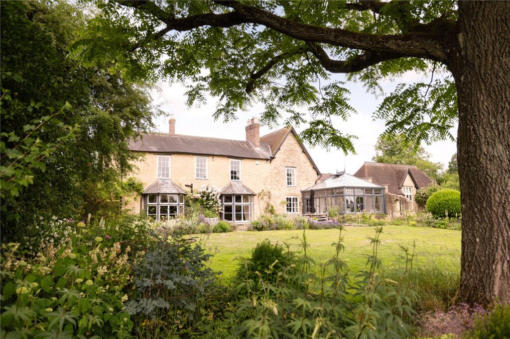 Main image of property: Water Stratford, Buckingham, MK18