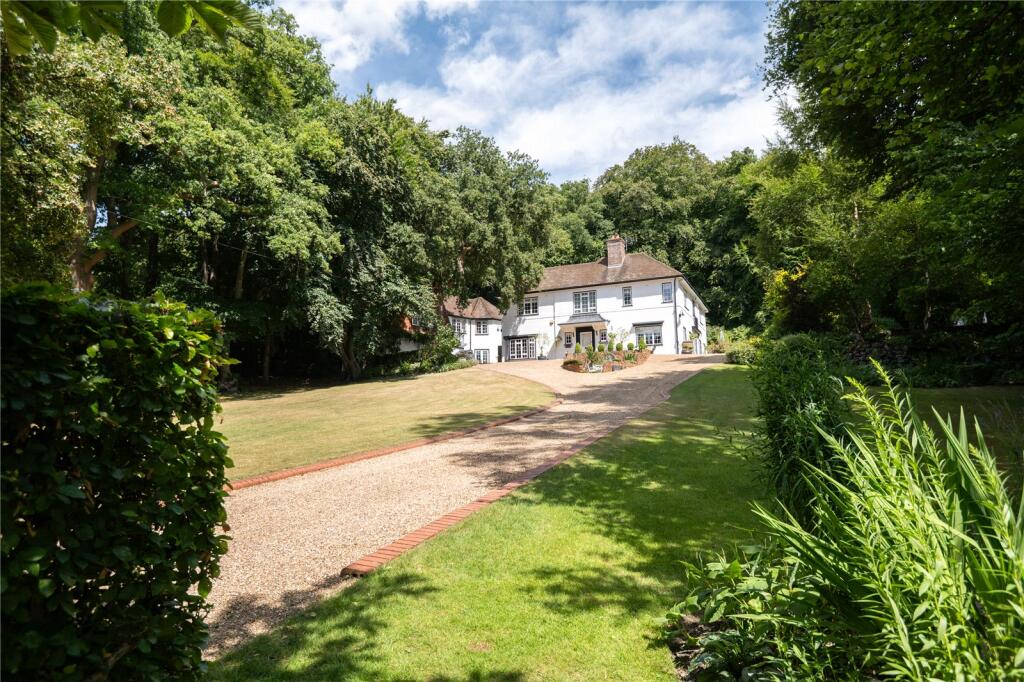 Main image of property: Bottom Lane, Seer Green, Beaconsfield, Buckinghamshire, HP9