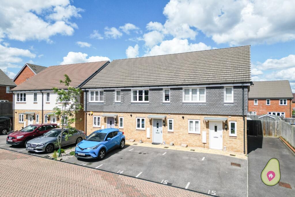 3 bedroom terraced house for sale in Bailey Mews, Shinfield Meadows, RG2