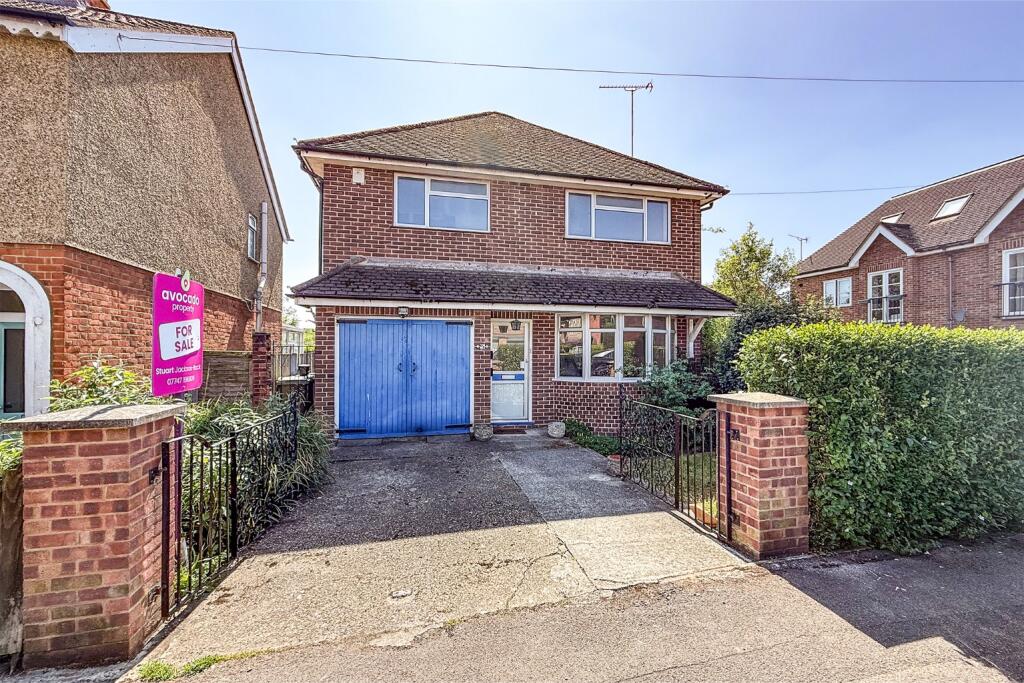 Main image of property: Alwyn Road, Maidenhead, Berkshire, SL6 5EG