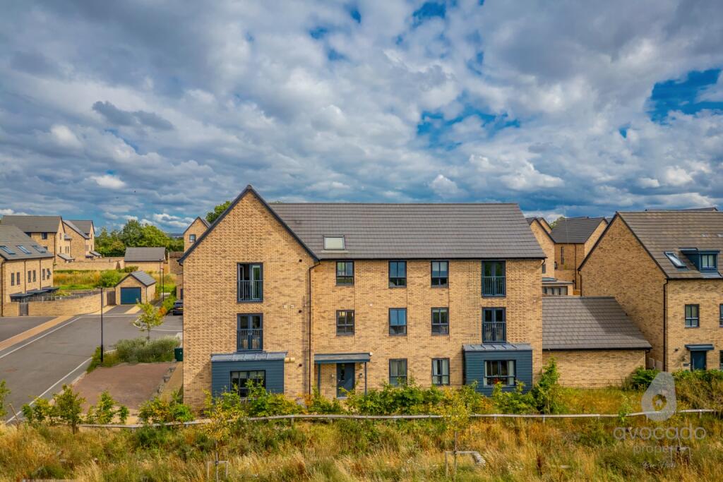 Main image of property: Semington Strand, Swindon, SN1