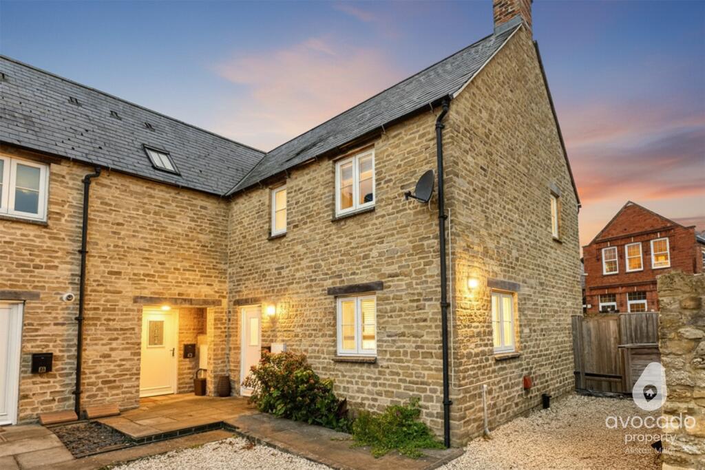 Main image of property: Wrights Farm Lane, Brackley