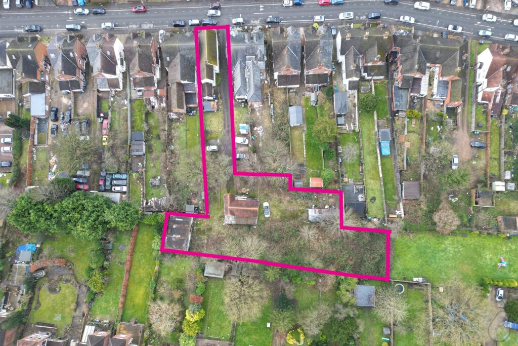 Main image of property: Roberts Road, High Wycombe, Buckinghamshire, HP13