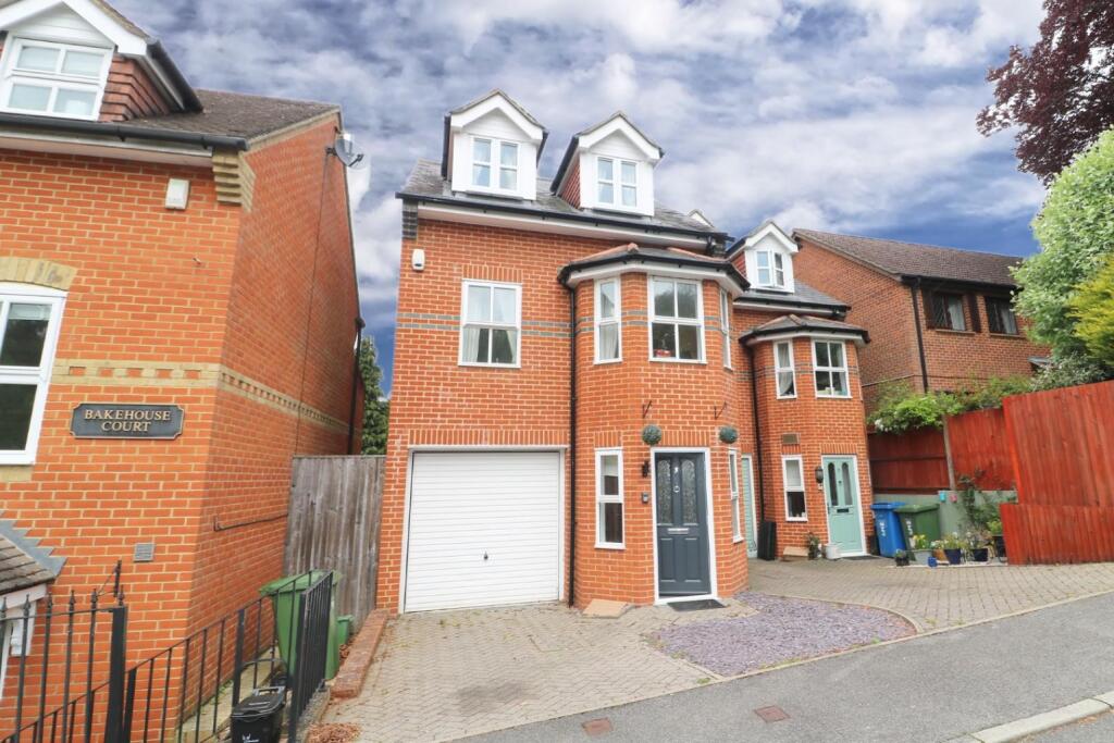 Main image of property: Church Road, Chavey Down, Ascot Berkshire SL5 8RR