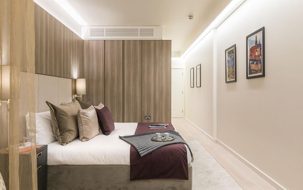 Main image of property: 120 Finchley Road, London, NW3 5JB