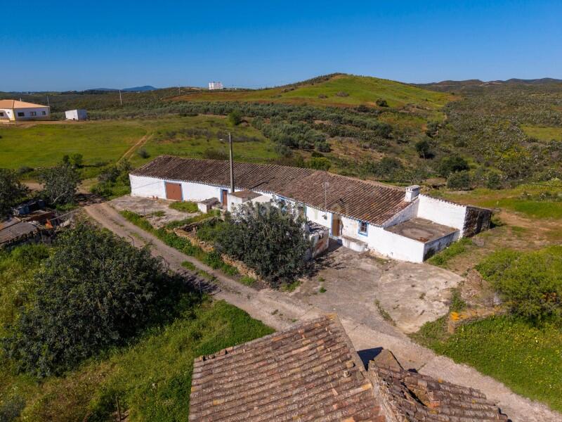 Main image of property: Algarve, Tavira (Santa Maria e Santiago)