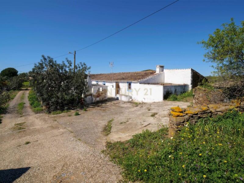 Main image of property: Algarve, Tavira (Santa Maria e Santiago)