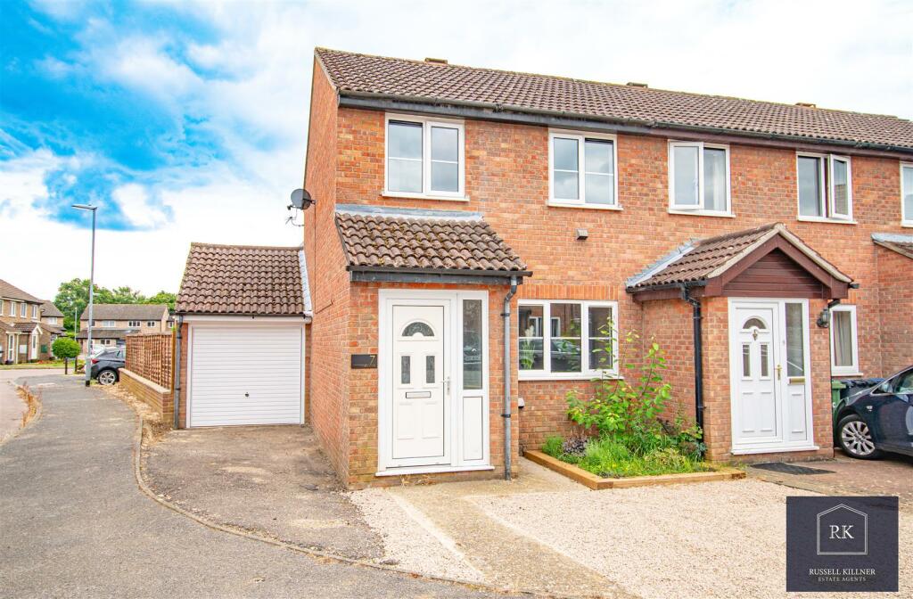 2 bedroom end of terrace house for sale in Raleigh Close, Eaton Socon, PE19