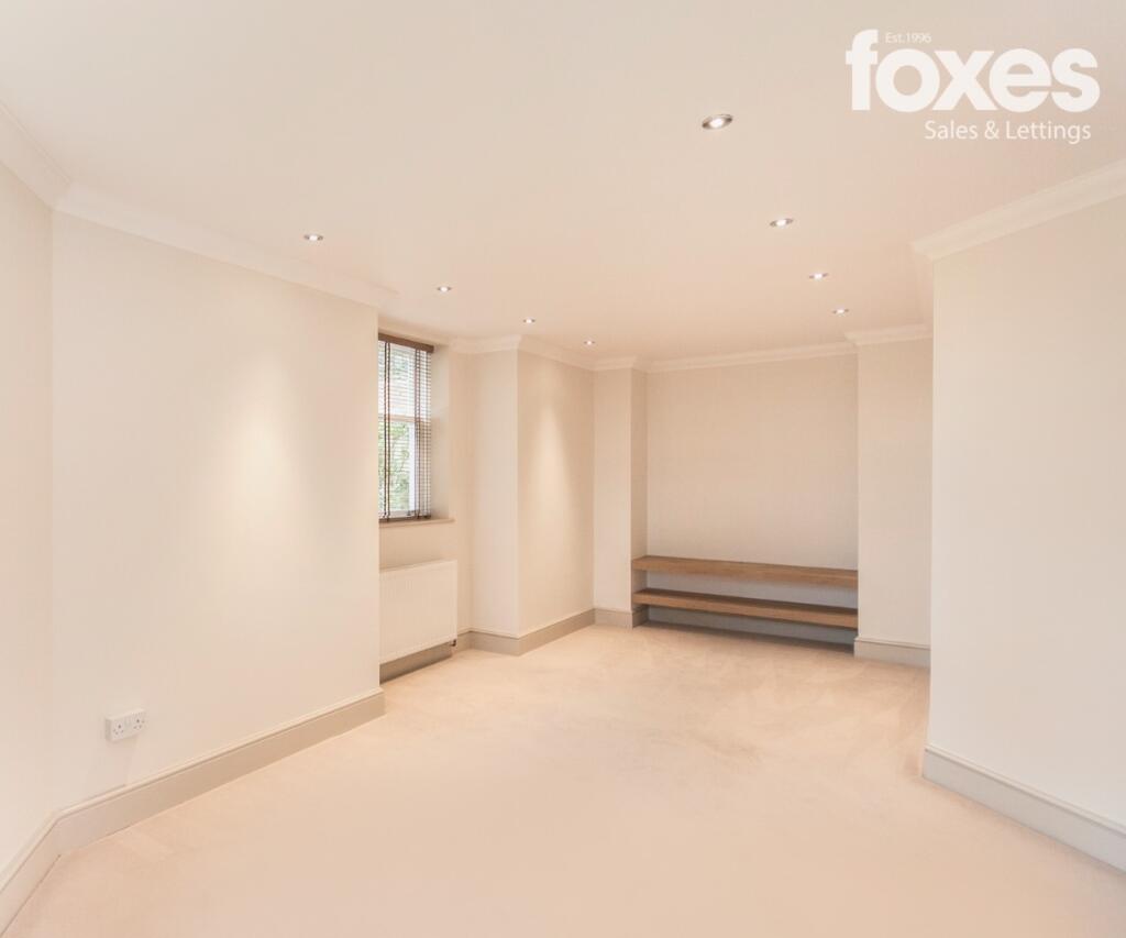 Additional property image - Pirbright House, West Cliff Gardens, Bournemouth, Dorset, BH2 5HL