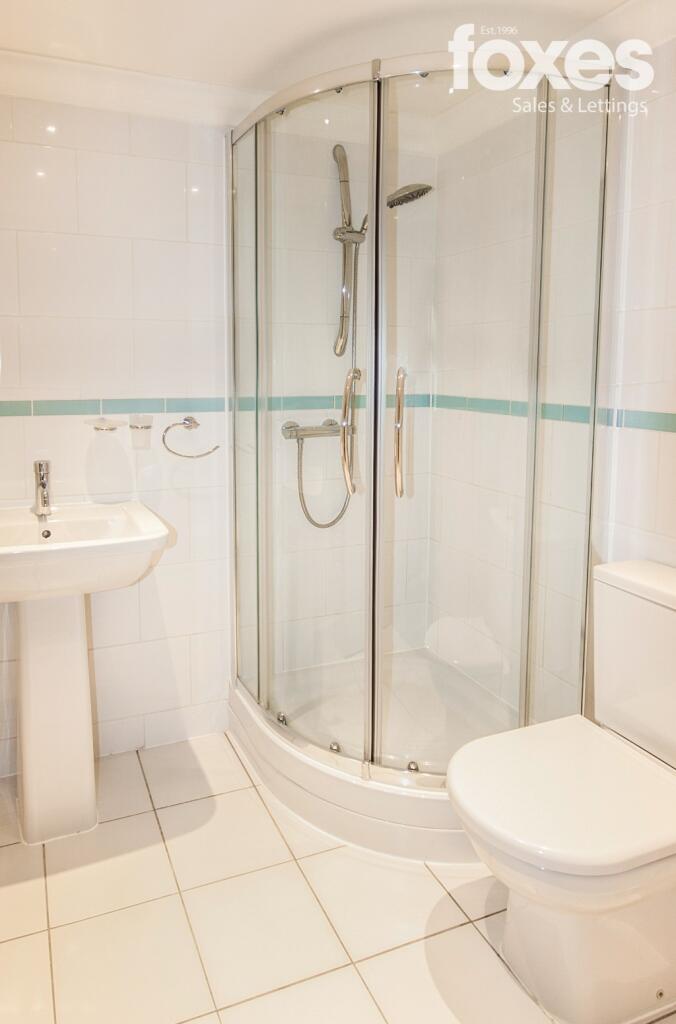 Additional property image - Pirbright House, West Cliff Gardens, Bournemouth, Dorset, BH2 5HL