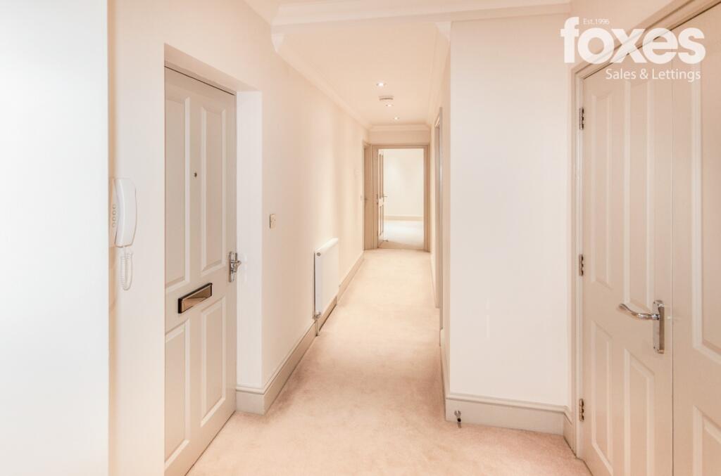 Additional property image - Pirbright House, West Cliff Gardens, Bournemouth, Dorset, BH2 5HL