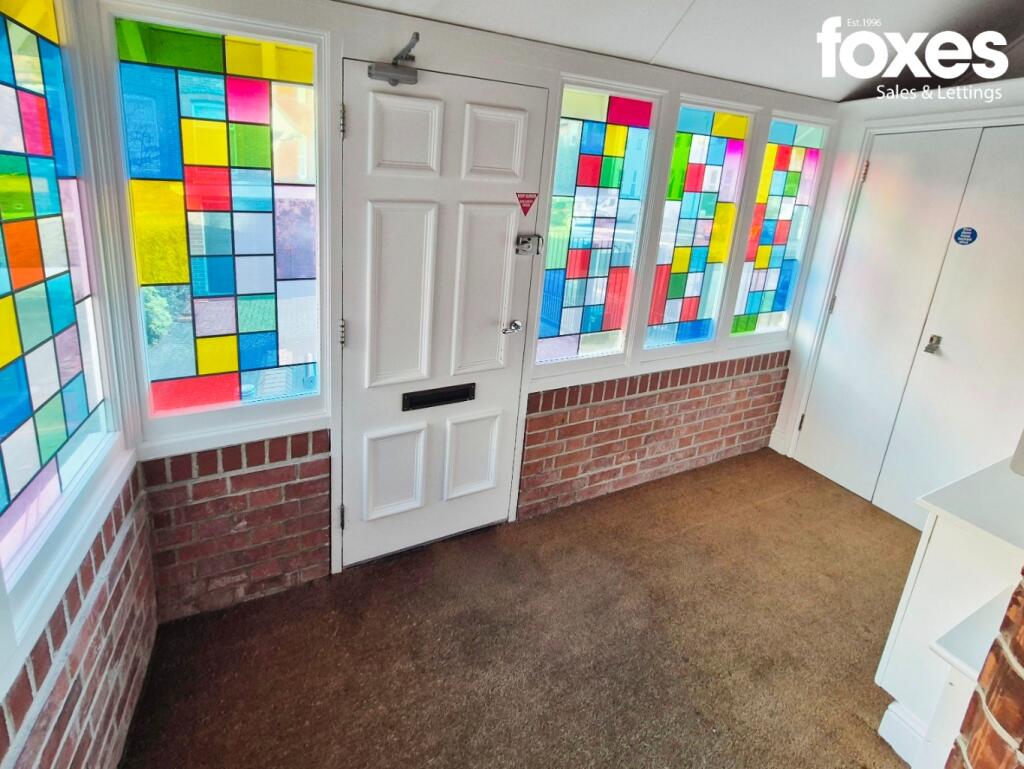 Additional property image - Pirbright House, West Cliff Gardens, Bournemouth, Dorset, BH2 5HL