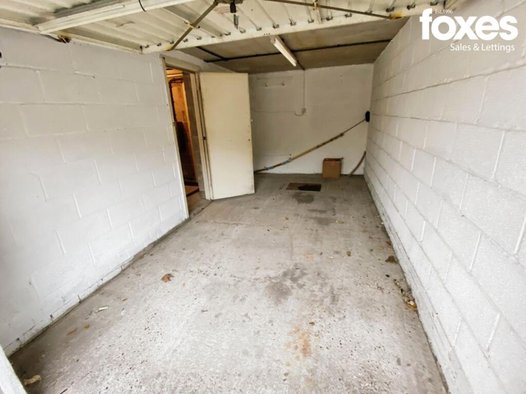 Additional property image - Southbourne Sands, 11 Clifton Road, Bournemouth, Dorset, BH6 3NZ