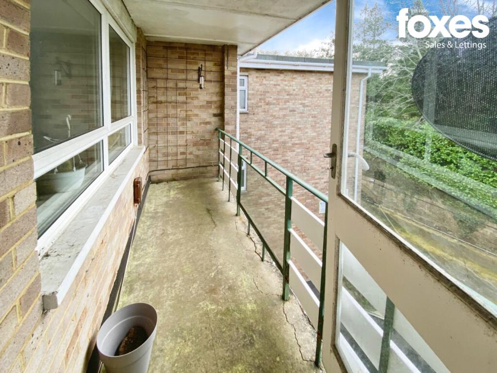 Additional property image - The Bluff, 2 Headswell Crescent, Bournemouth, Dorset, BH10 6LQ