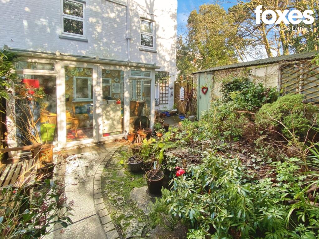 Main image of property: Madeira Court, 20 Madeira Road, Bournemouth, Dorset, BH1 1QG