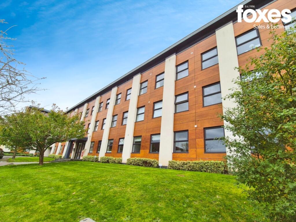 Main image of property: Victoria House, Princes Road, Ferndown, Dorset, BH22 9FP