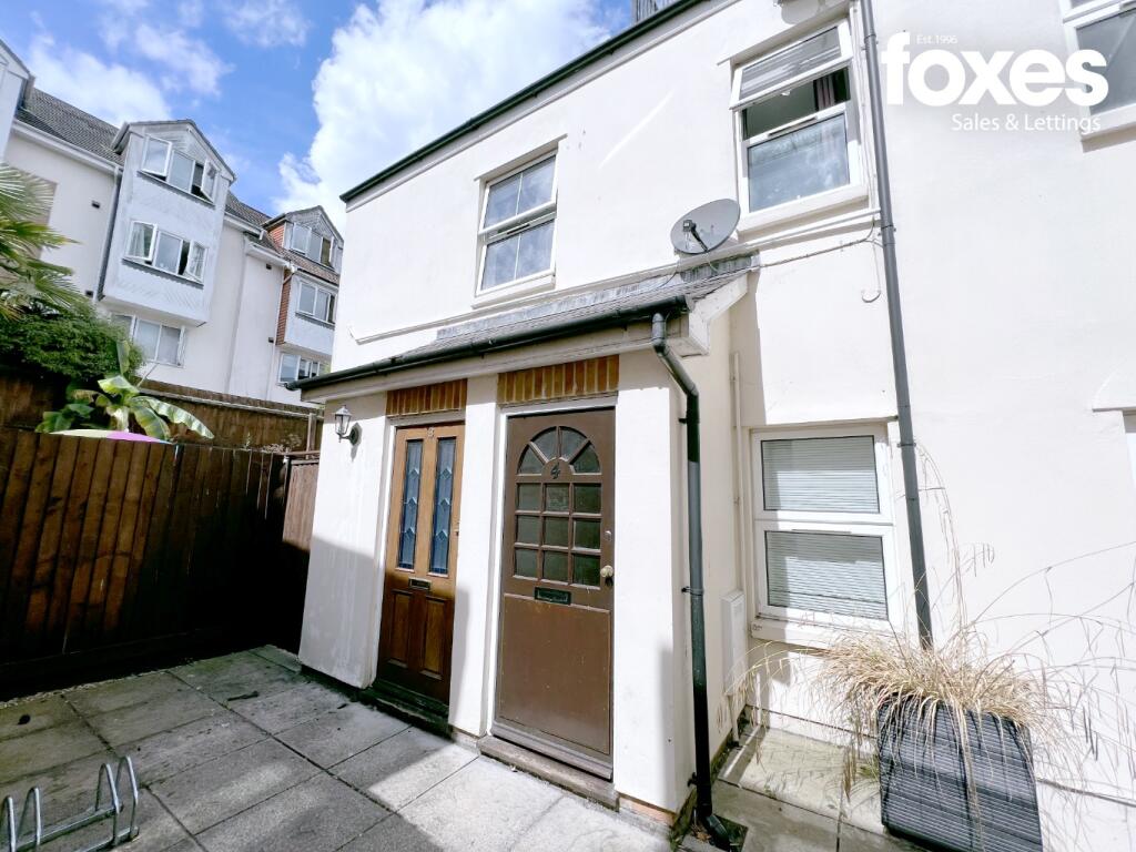 Main image of property: 16-17 The Triangle, Bournemouth, Dorset, BH2 5RY