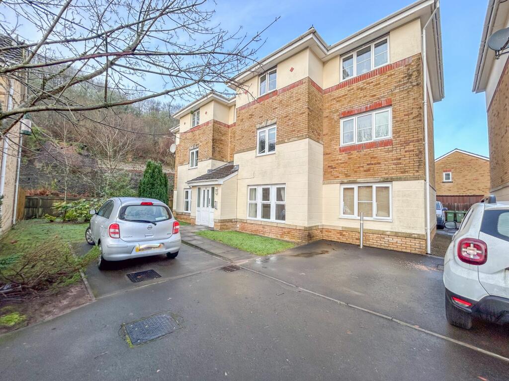 2 bedroom apartment for sale in Coed Celynen Drive, Abercarn, NP11