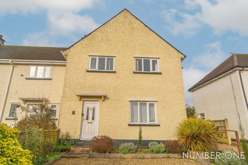 3 bedroom end of terrace house for sale in Pentwyn Terrace, Marshfield, CF3
