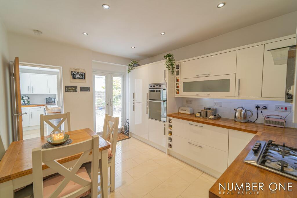 Additional property image - Ael-Y-Bryn, Caerphilly, CF83
