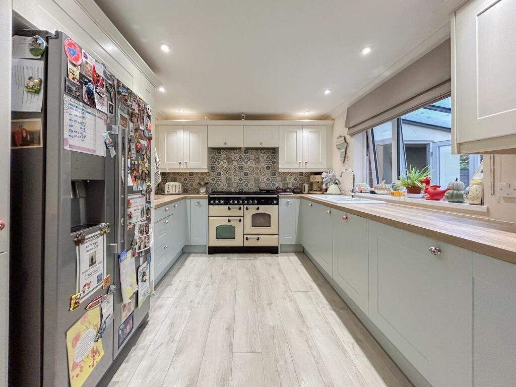 Additional property image - Ridgeway, Machen, CF83