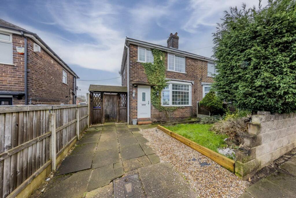 3 bedroom semi-detached house for sale in Bailey Road, Blurton, ST3