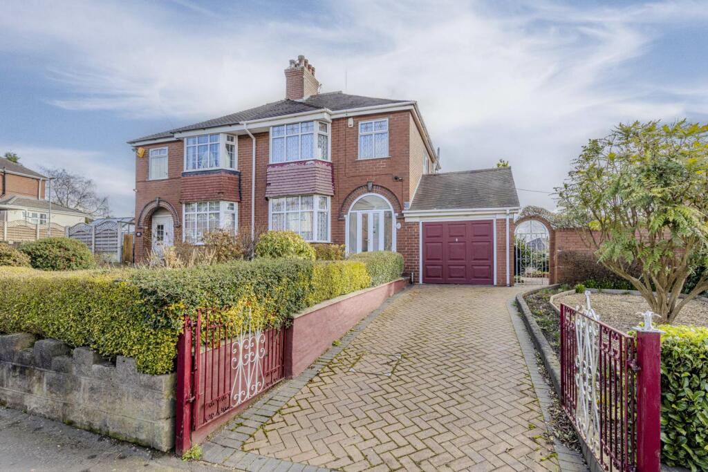 3 bedroom semidetached house for sale in Blurton Road, Blurton, ST3